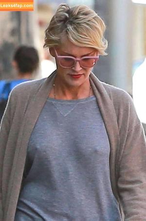 Sharon Stone photo #0179