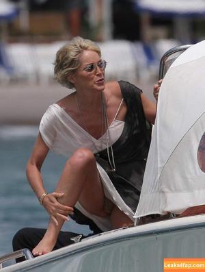 Sharon Stone photo #0251