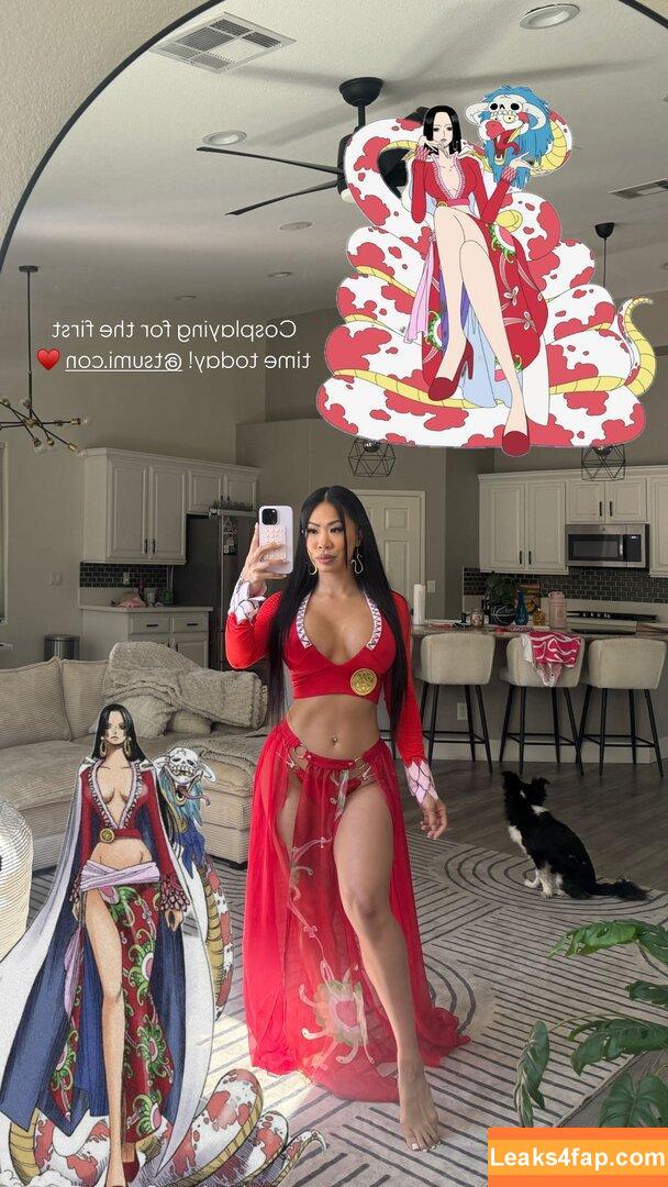 Sharon Tran / Valentina_Lane / sharonness / sharontran leaked photo photo #0016