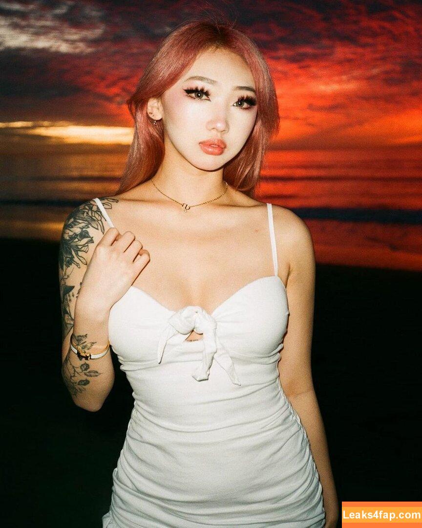 Sharon.zxt / shiorichii leaked photo photo #0013