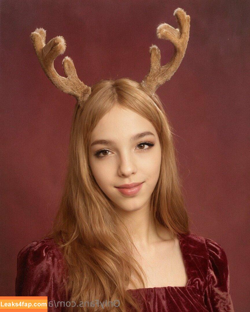 shary.verse /  leaked photo photo #0009