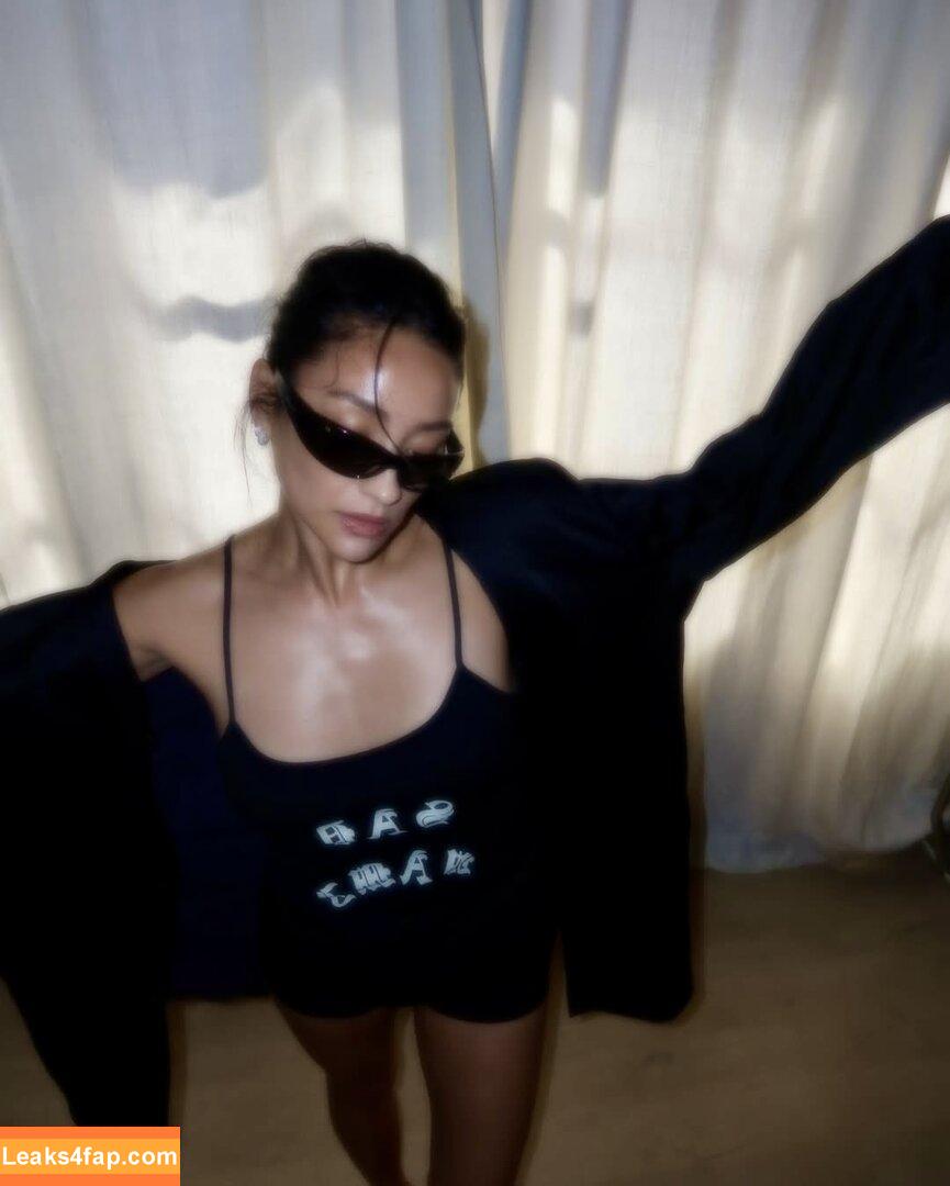 Shay Mitchell / shaymitchell слитое фото фото #0564