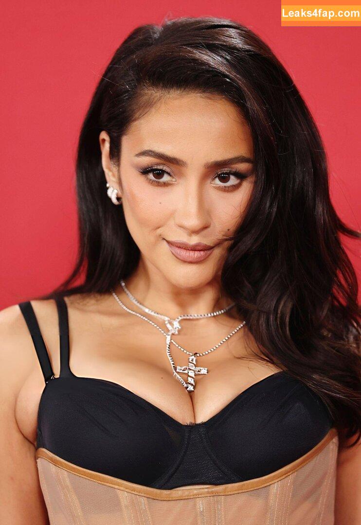Shay Mitchell / shaymitchell leaked photo photo #0599