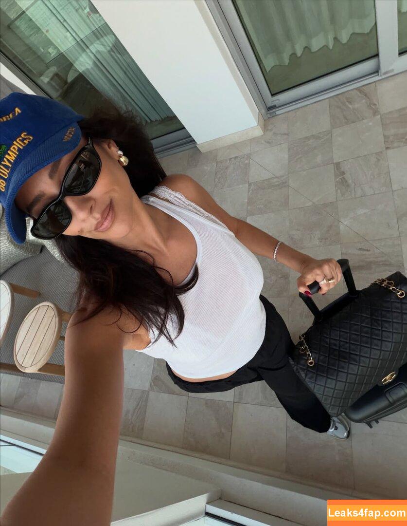 Shay Mitchell / shaymitchell слитое фото фото #0613