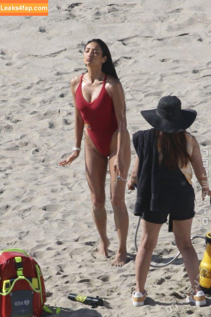 Shay Mitchell / OfficialShayMitchell / shaymitchell leaked photo photo #0644