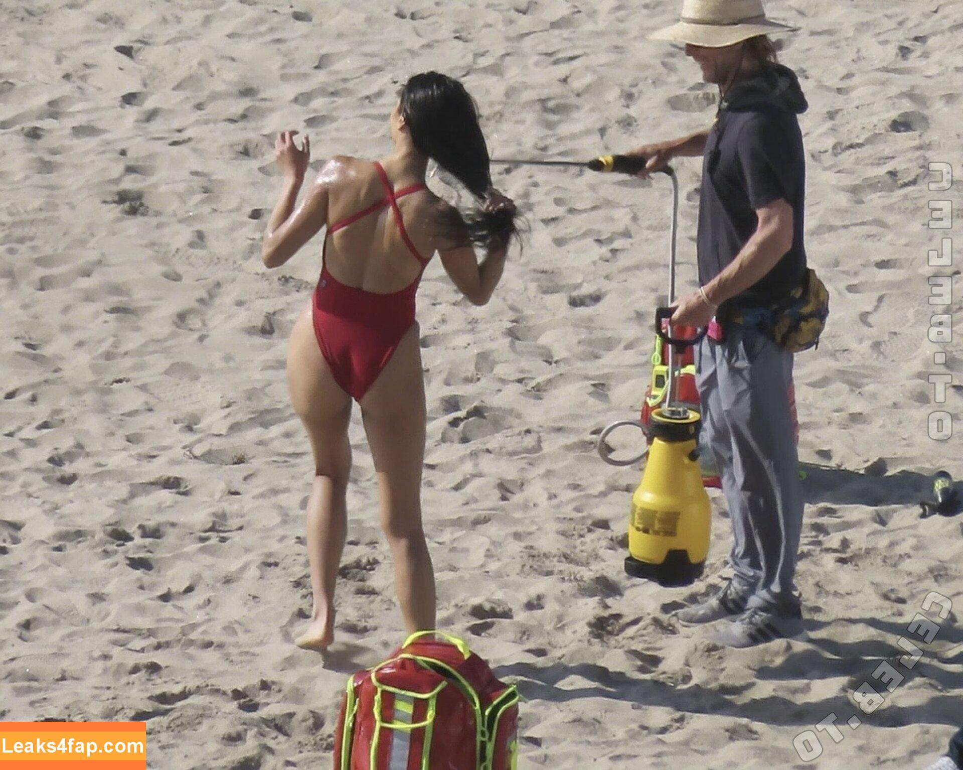Shay Mitchell / OfficialShayMitchell / shaymitchell leaked photo photo #0650