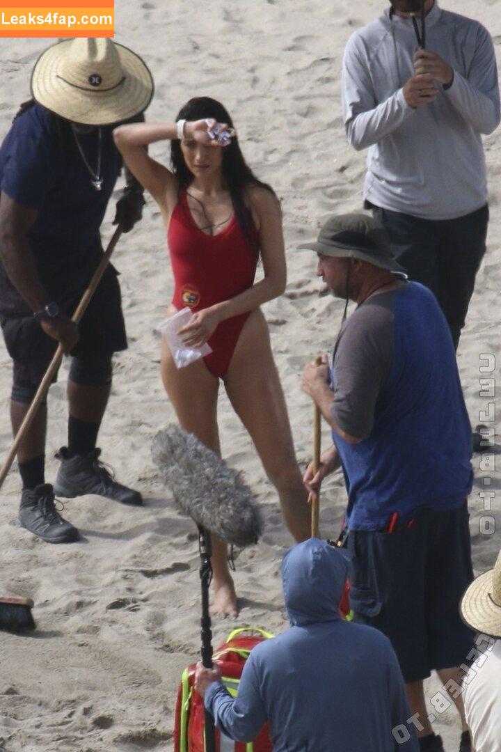 Shay Mitchell / OfficialShayMitchell / shaymitchell leaked photo photo #0655