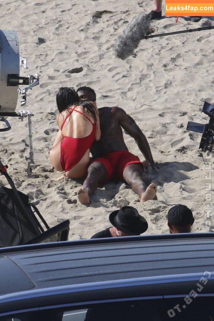 Shay Mitchell / OfficialShayMitchell / shaymitchell leaked photo photo #0660