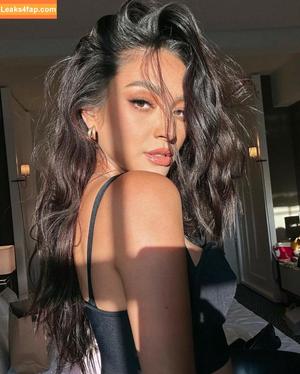 Shay Mitchell фото #0049