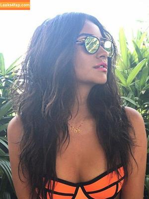 Shay Mitchell photo #0138