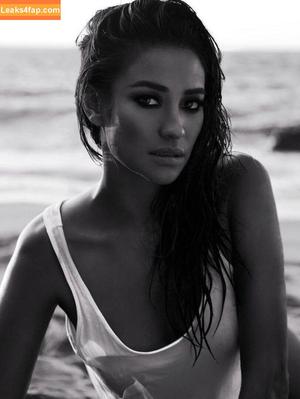 Shay Mitchell photo #0257