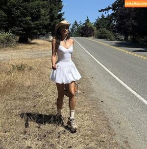 Shay Mitchell photo #0588