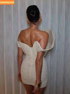 Shay Mitchell photo #0607