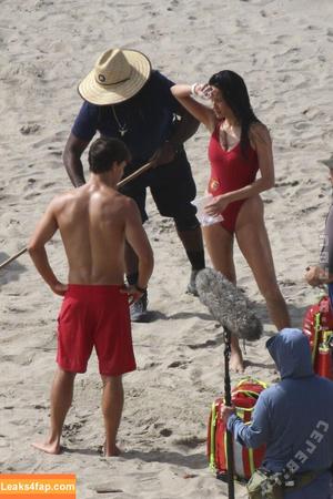 Shay Mitchell photo #0654
