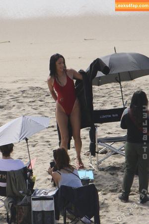 Shay Mitchell photo #0663