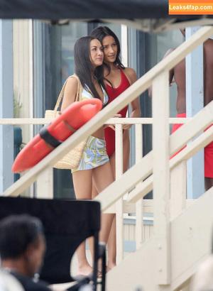 Shay Mitchell photo #0678