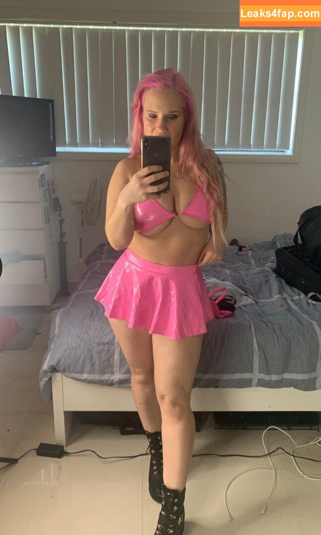 Shazza McKenzie / ShazzaMcKenzie / shaylamckenzie / shazza_mckenzie leaked photo photo #0014