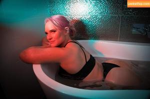 Shazza McKenzie photo #0003