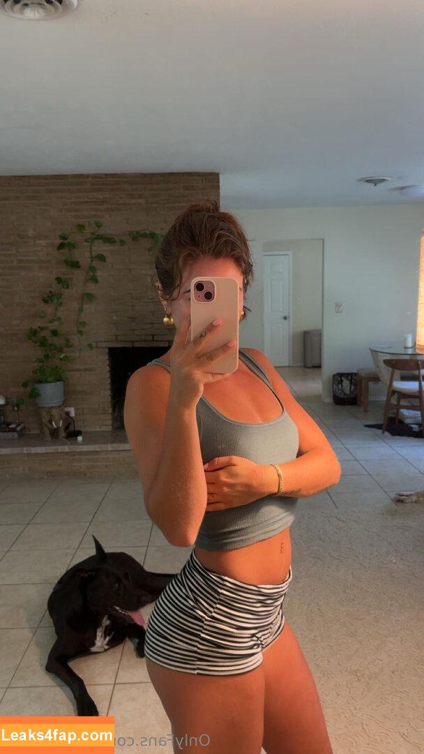 Shelby Abbott / shelbyabbott11 / simplyyhott leaked photo photo #0033