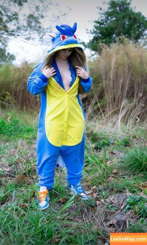 Shelby Dueitt photo #0077