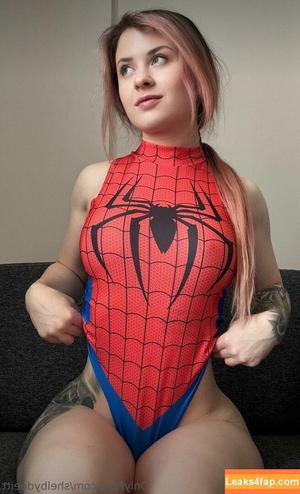 Shelby Dueitt photo #0520