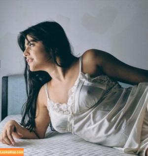 Shenaz Treasury фото #0012