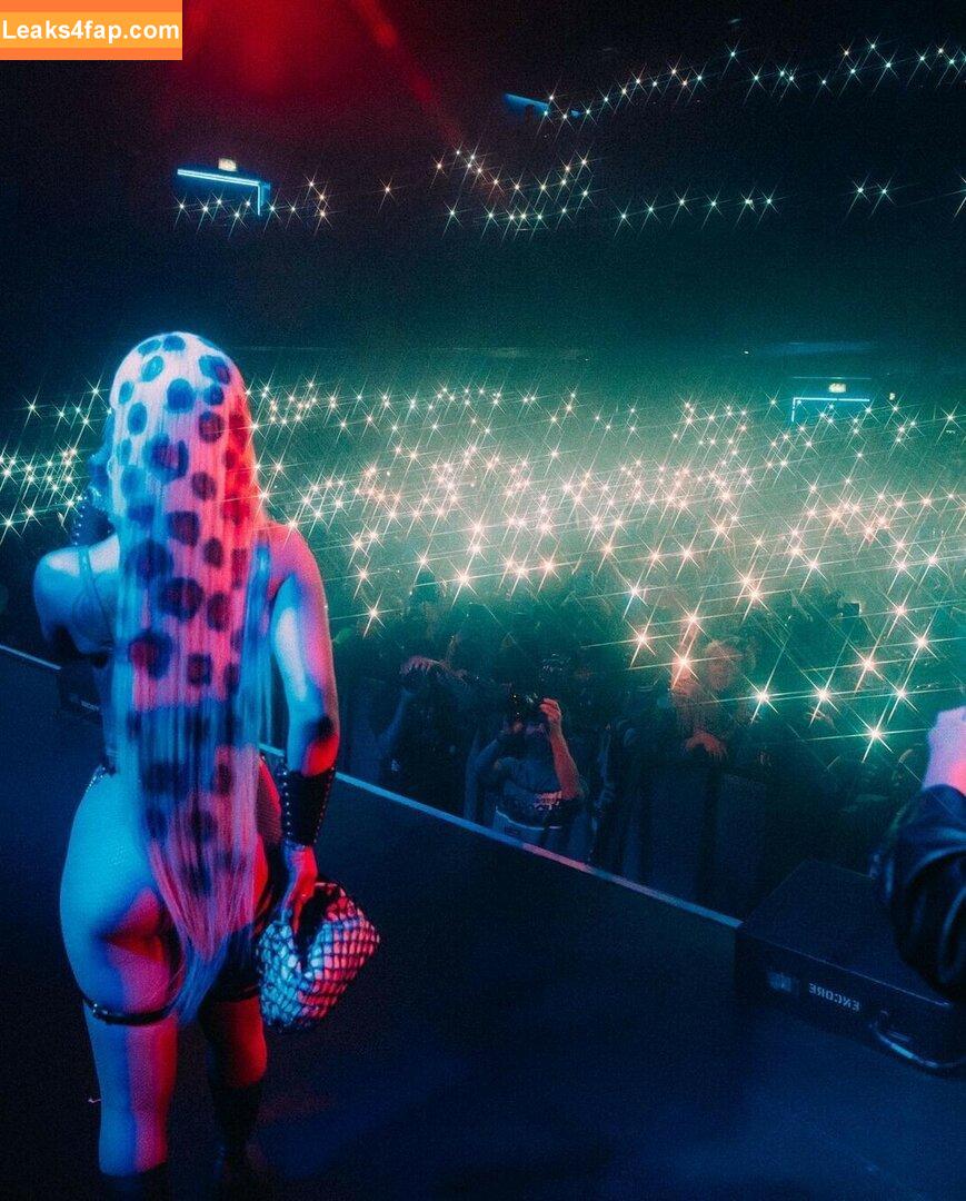 Shenseea leaked photo photo #0013