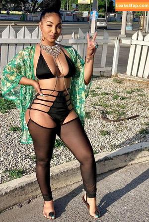 Shenseea photo #0107