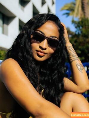 Shenseea photo #0239