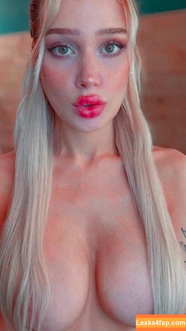 Shera Balboa / shera_fox_ / user leaked photo photo #0050