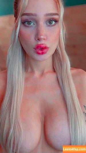 Shera Balboa photo #0050