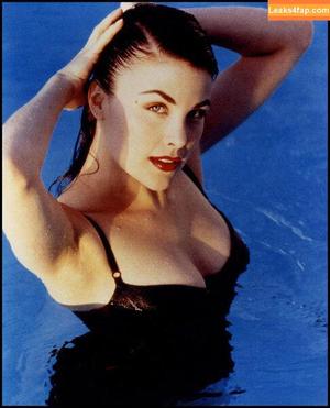 Sherilyn Fenn photo #0023