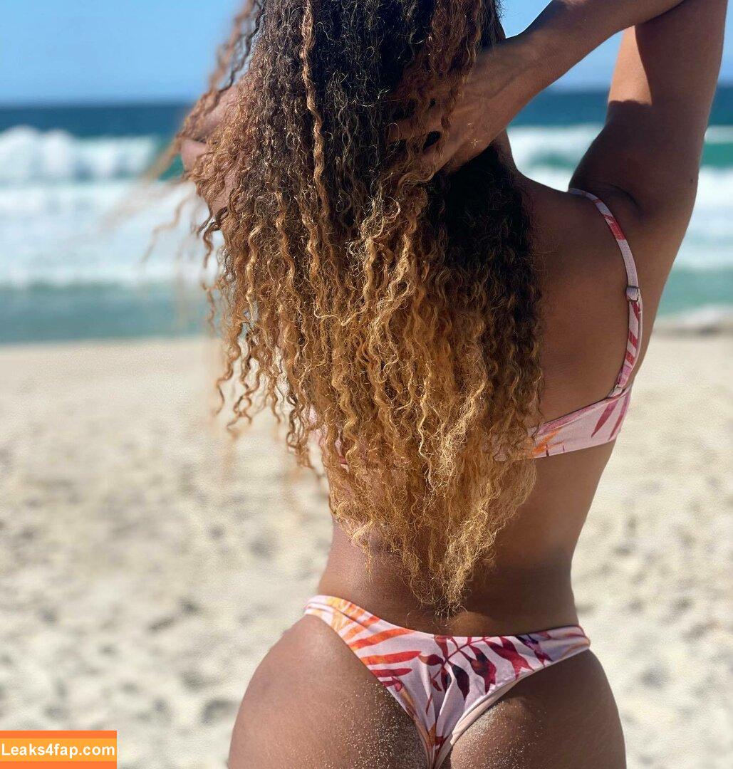 Sheron Menezes / sheronmenezzes leaked photo photo #0002