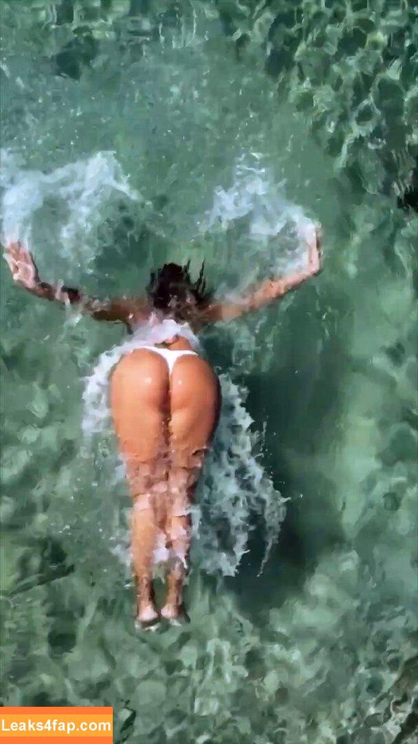 Sheron Menezes / sheronmenezzes leaked photo photo #0127