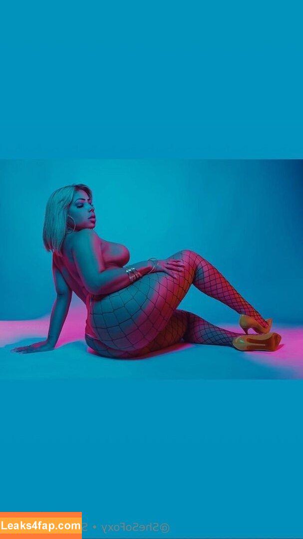 shesofoxyfree / shesfree_ leaked photo photo #0011