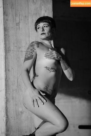 shewolf_inked photo #0091