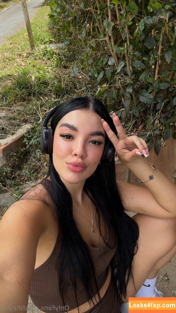sheylaj / sheylaj_ / sheylakissme leaked photo photo #0172