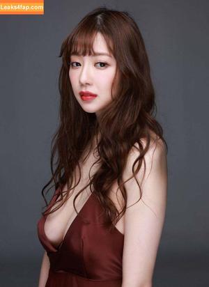 Shion Utsunomiya photo #0015