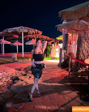 shir_vaturi photo #0056