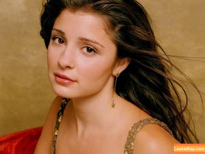 Shiri Appleby photo #0017