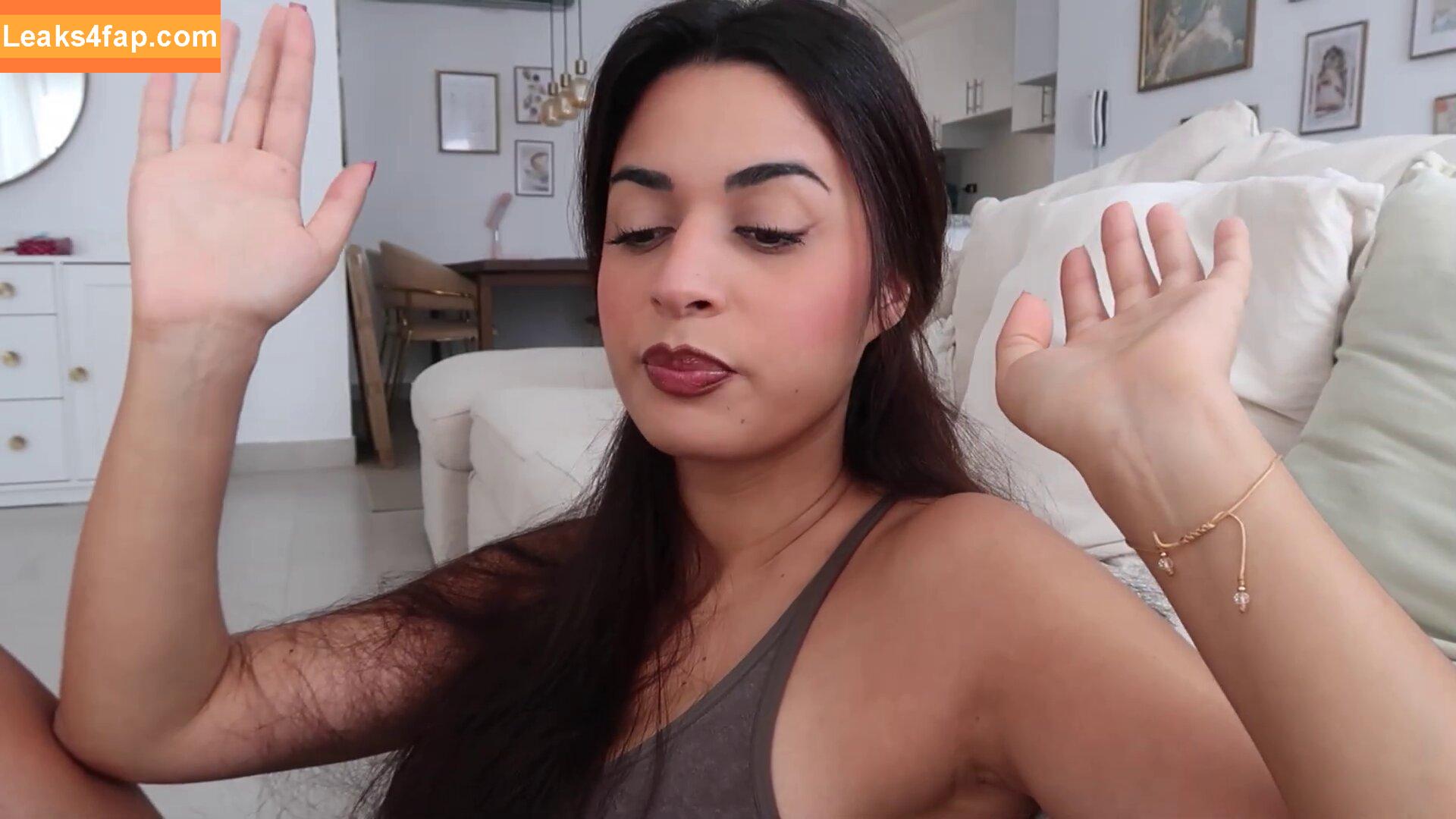 Shirin Azami / shirinazamii слитое фото фото #0887