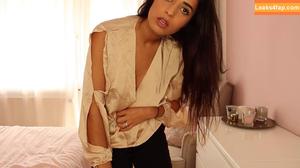Shirin Azami photo #0220