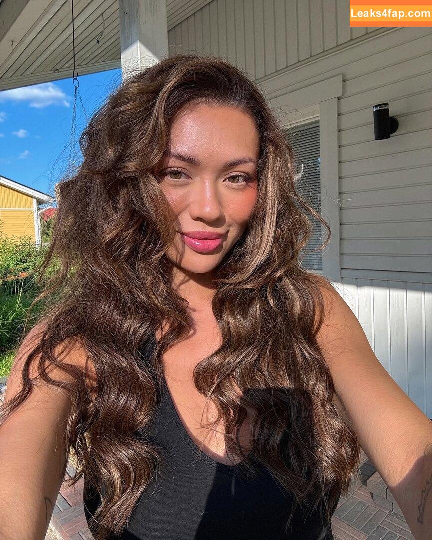 Shirly Karvinen / shirlykarvinen leaked photo photo #0017