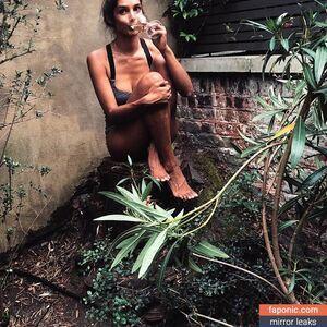 Shivi Ramoutar фото #0024