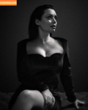 Shona Mcgarty photo #0058