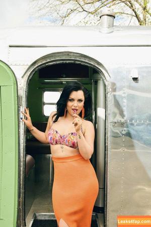 Shona Mcgarty photo #0100