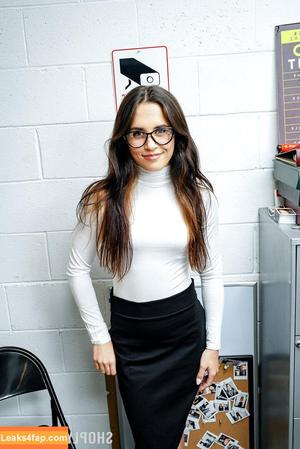 Shoplyfter photo #0152
