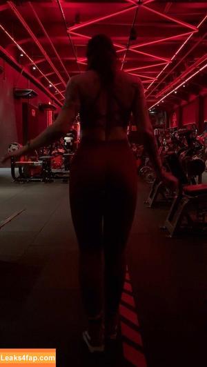 Showliana photo #0039