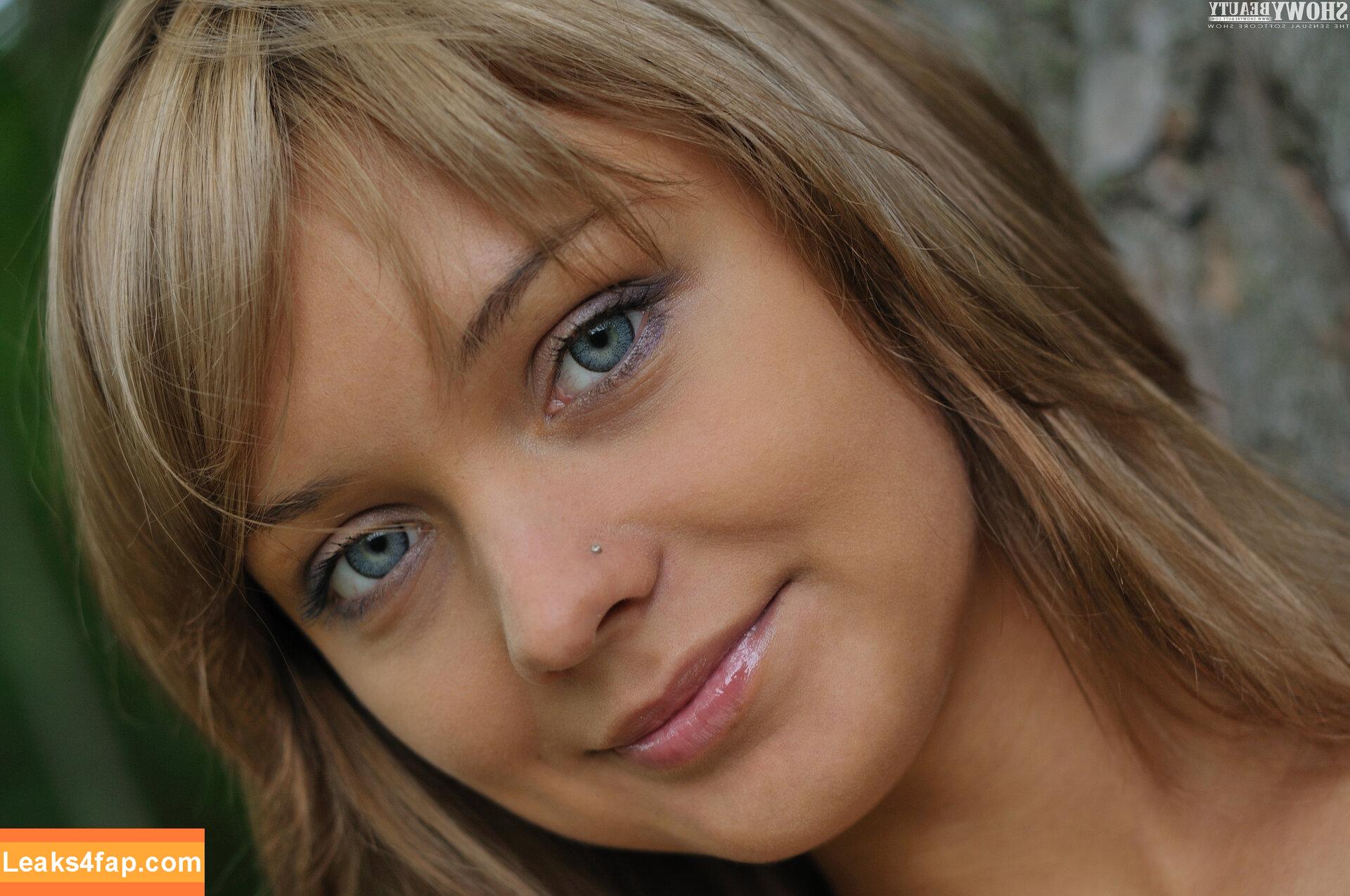 ShowyBeauty / heidi_rom / showbeautyofficial leaked photo photo #0852