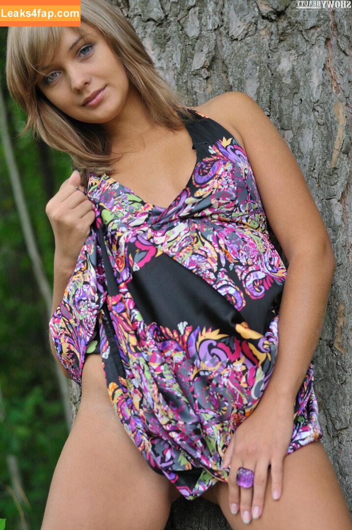 ShowyBeauty / heidi_rom / showbeautyofficial leaked photo photo #0895